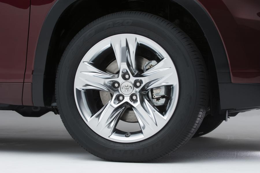 Колеса Toyota Highlander (XU50) 2013 года  (фото 56 из 80)